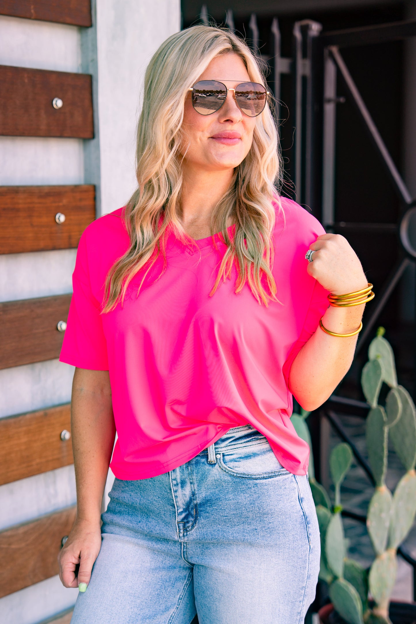 The Buckley Ash V Lite Tee-5 Colors