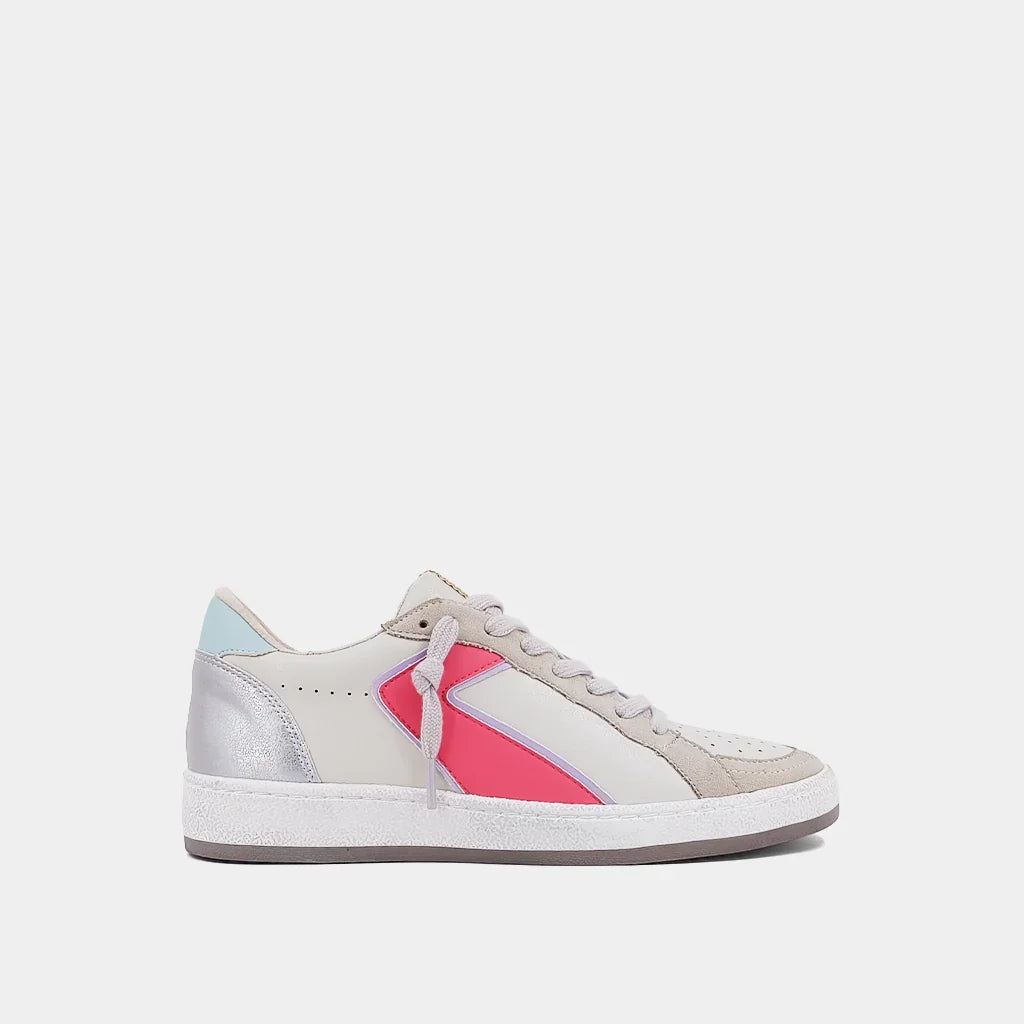 The Salma Coral Sneaks