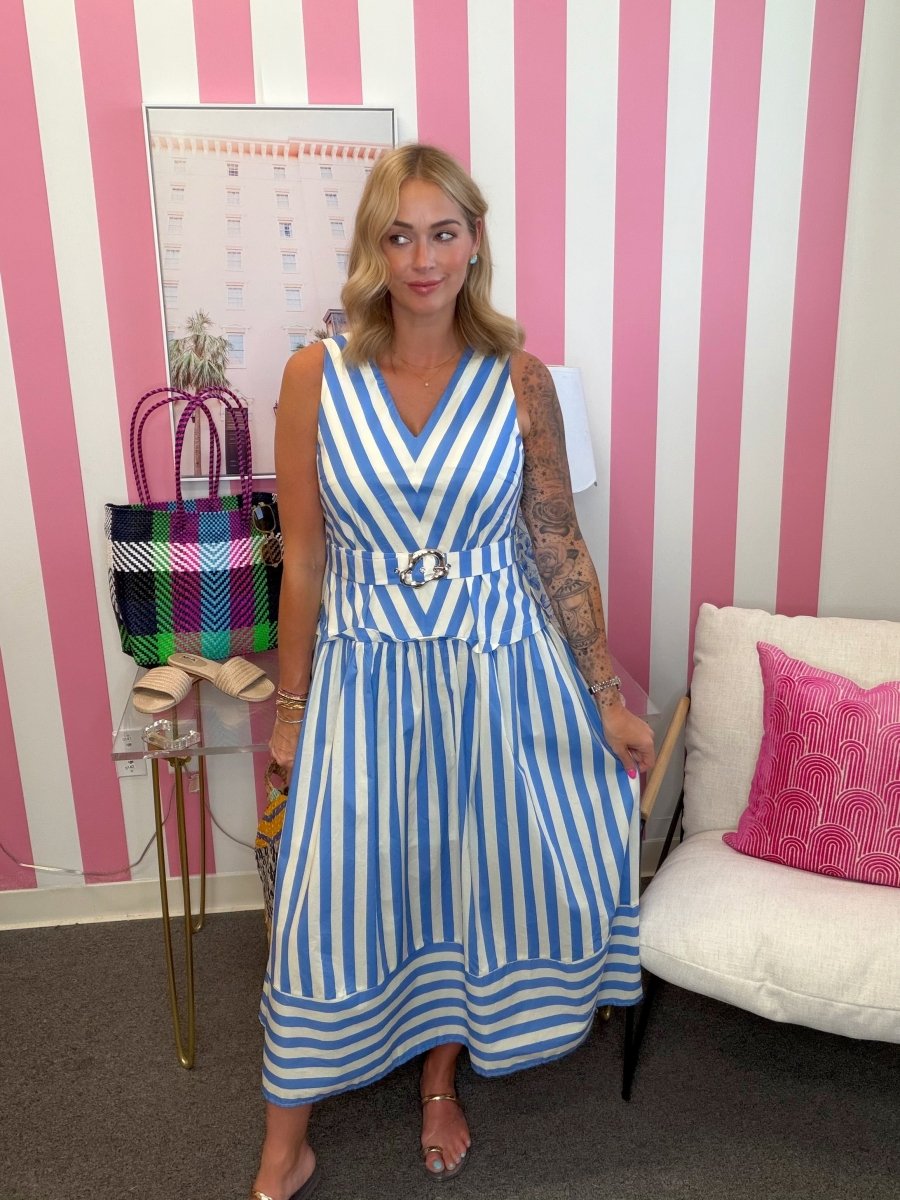 Entro Lakeway Midi Dress in Elegant Blue for Chic Style Large