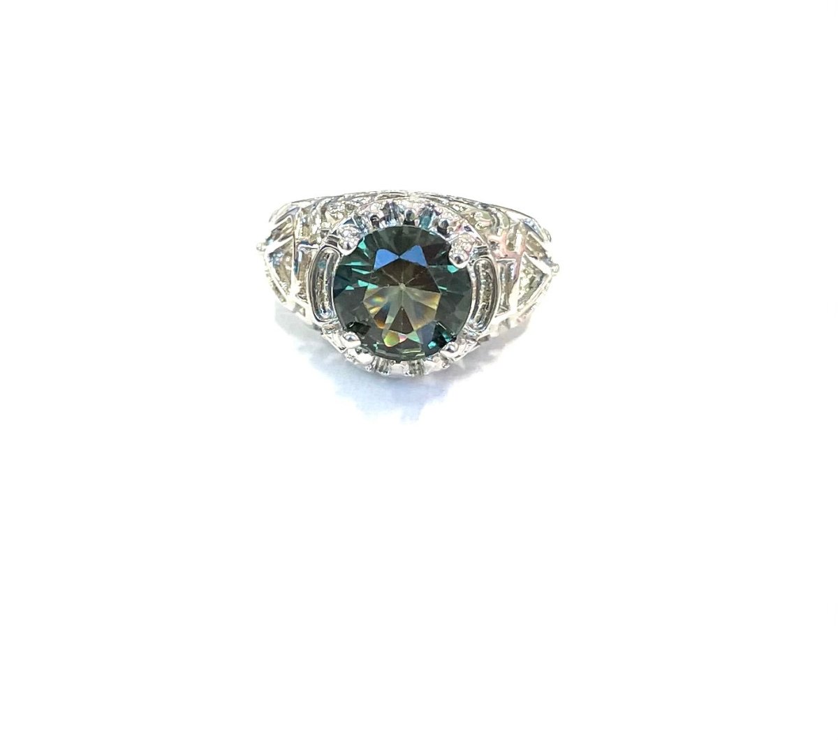 The Spinal CZ Ring