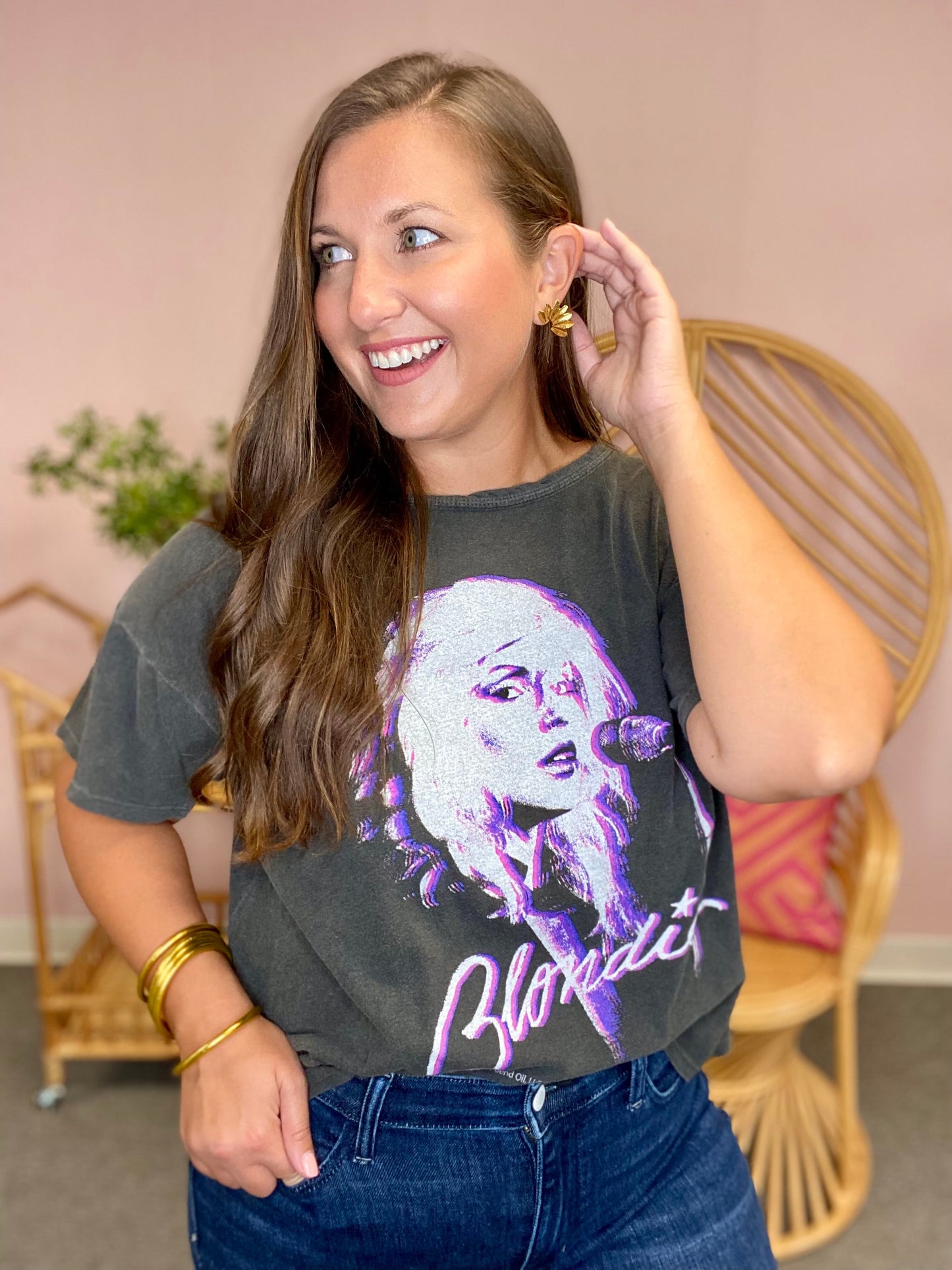 The Sunday Girl Tee