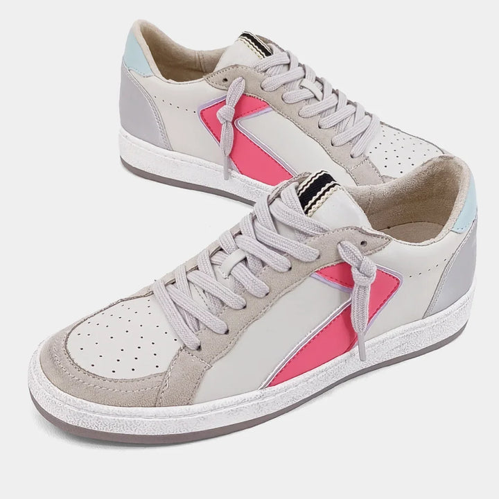 The Salma Coral Sneaks