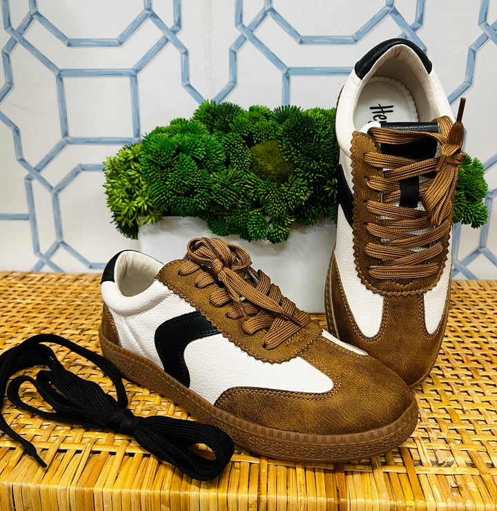 Spoiler Alert Sneakers in Tan Combo
