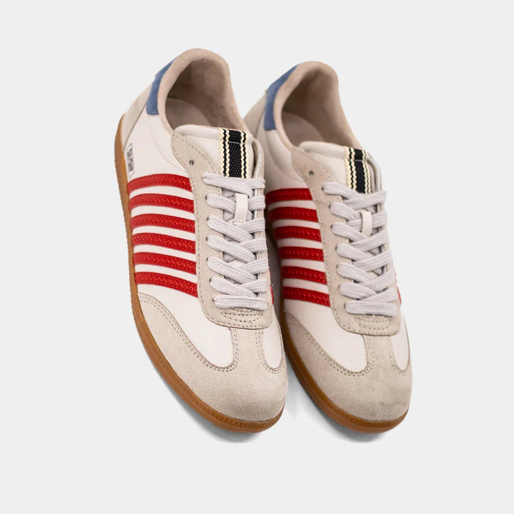 The Dark Red Stevie Sneakers