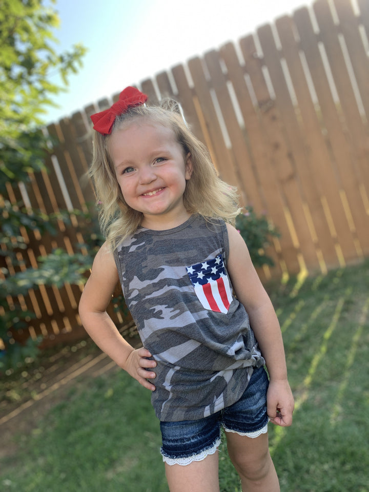 Mini Camo Flag Tank
