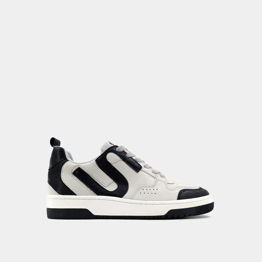 The Black Sybil Sneaks