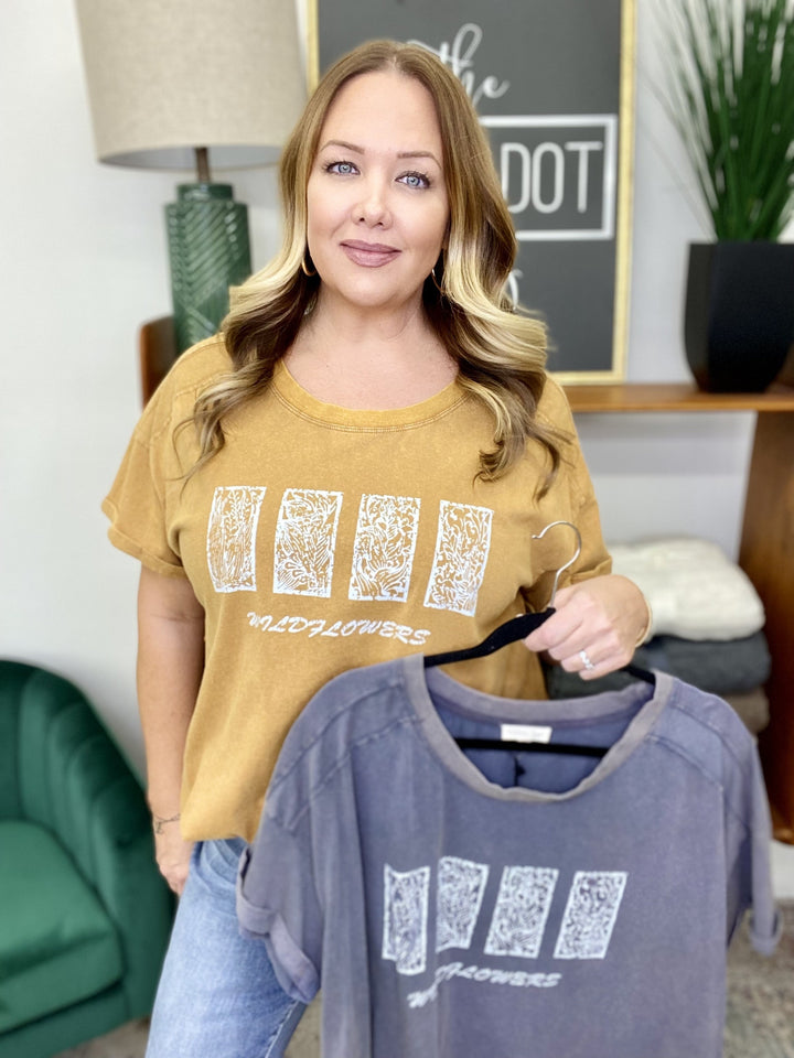 The Simple Flower Top in 2 Colors - All Sizes