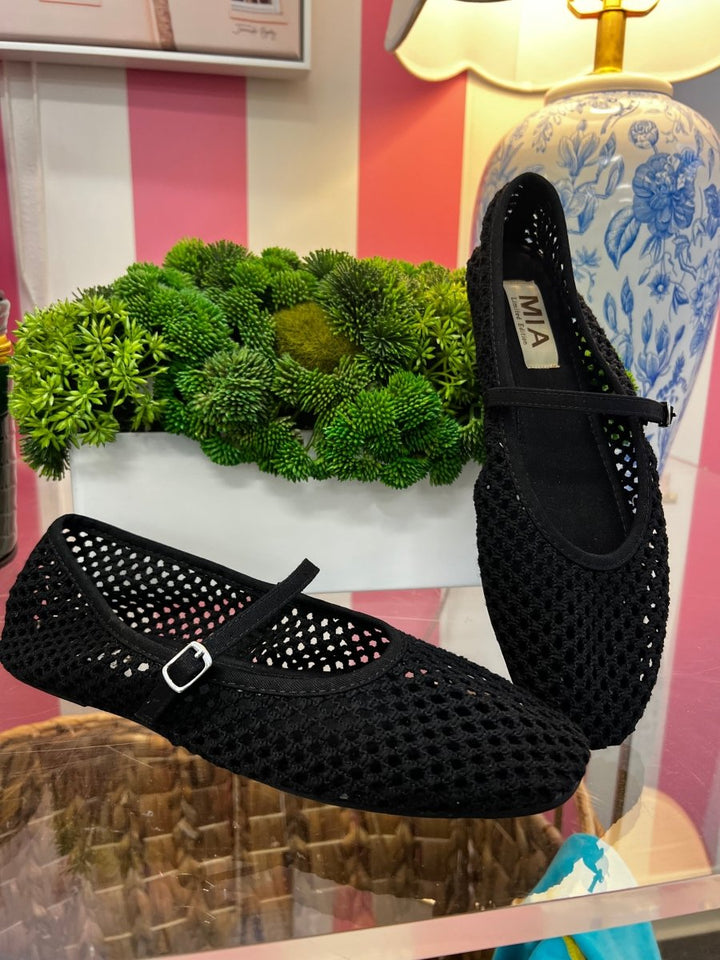 The Kora Flats-4 Colors