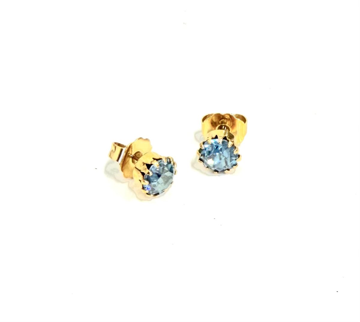 TOVA Chrisley Studs- Lots