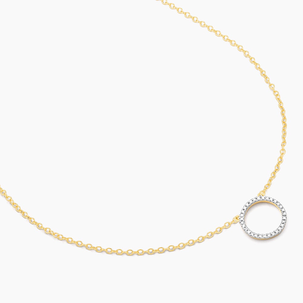 ES Standing O Pendant Necklace