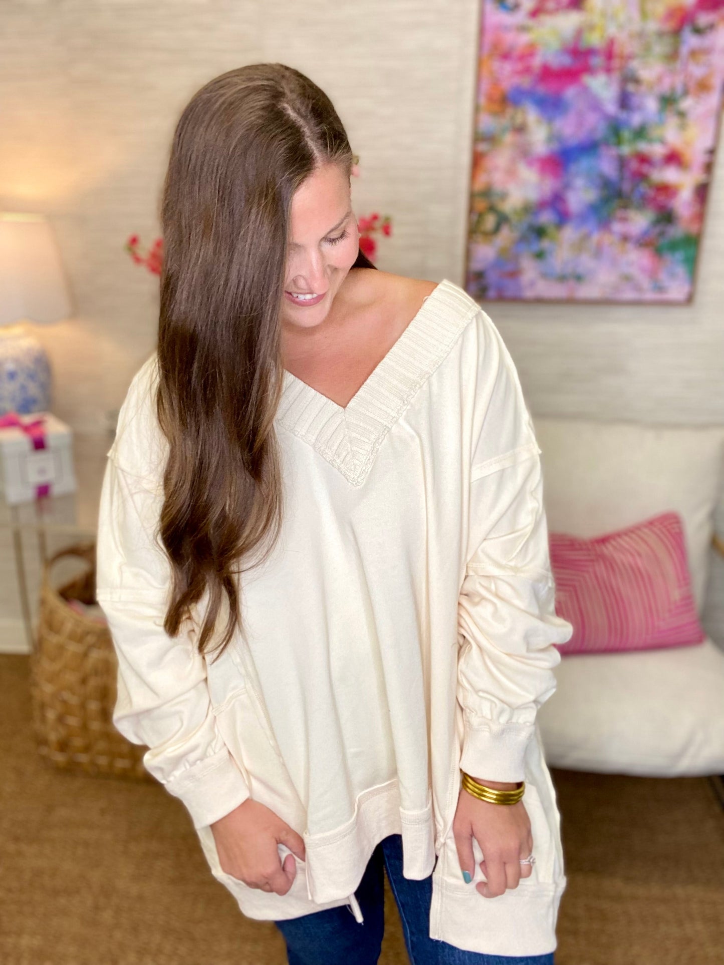 The V Cream Pullover