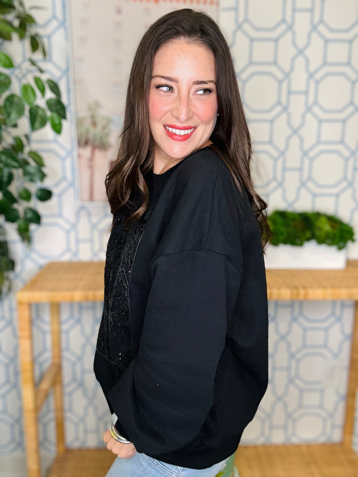 QOS Black Tonal Queen Card Sweatshirt