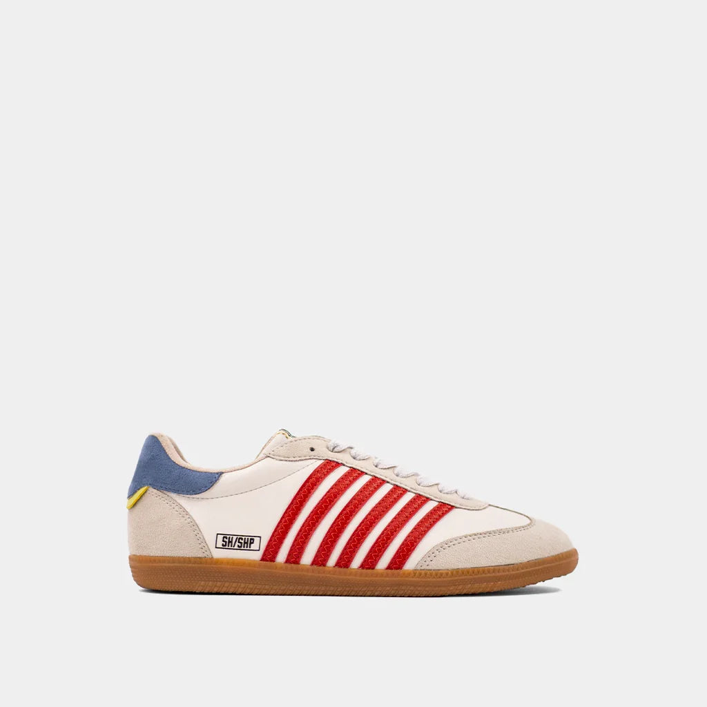 The Dark Red Stevie Sneakers