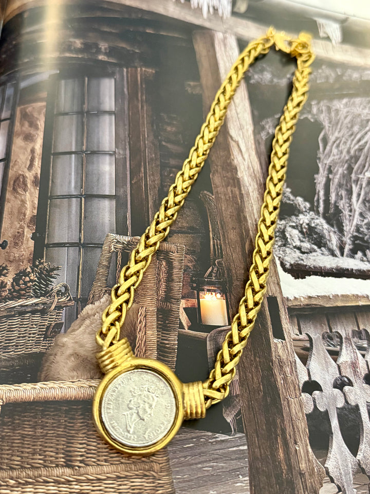 Yochi Middle Coin Necklace