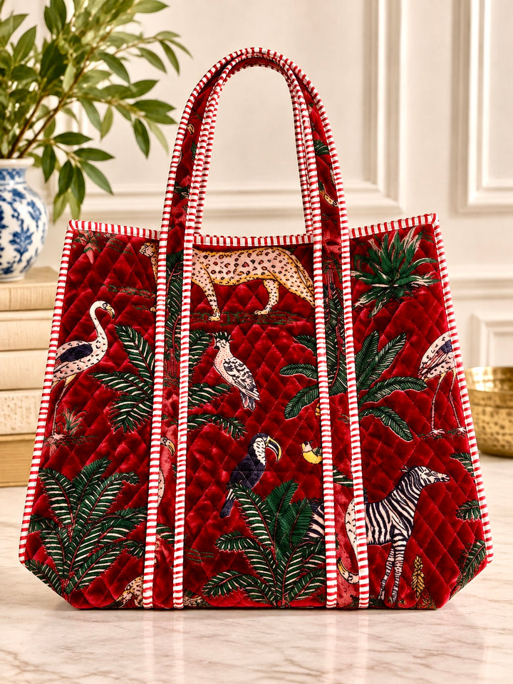 The Lyla Tote in Red