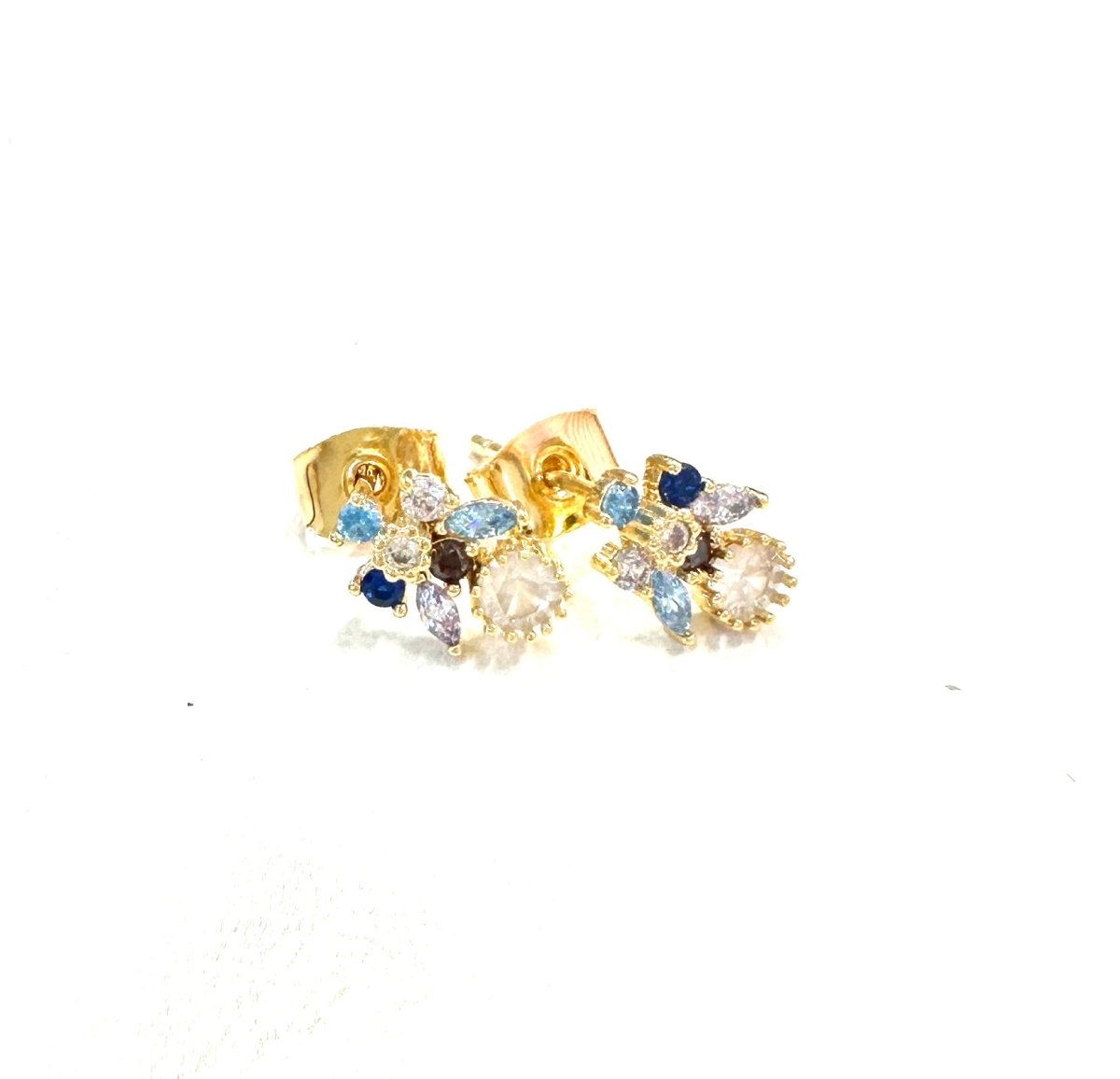 The Clustered Studs- 2 Colors