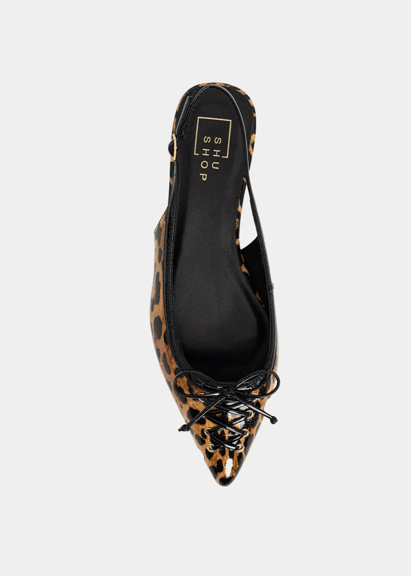 The Amy Slingback Flats in Leo