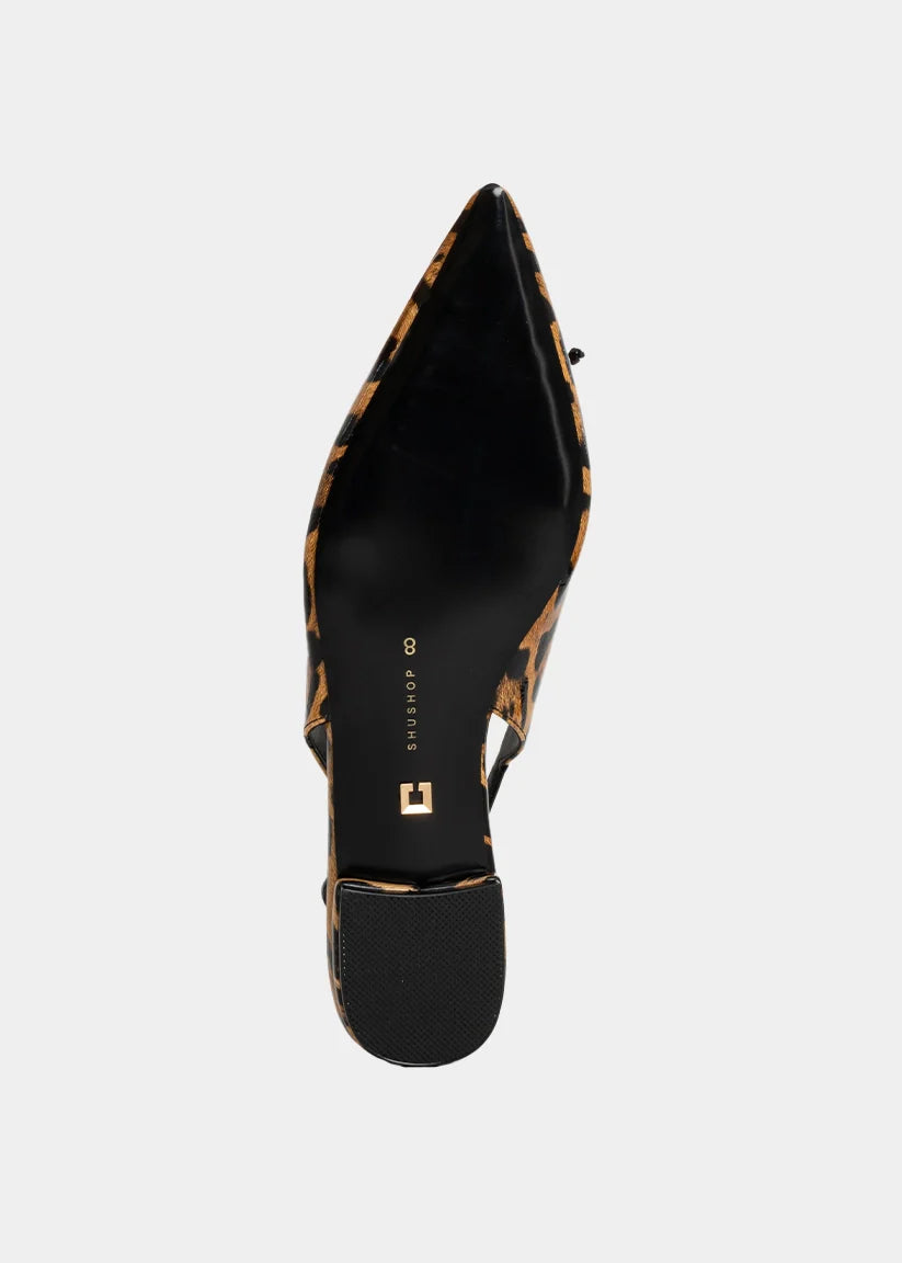 The Amy Slingback Flats in Leo