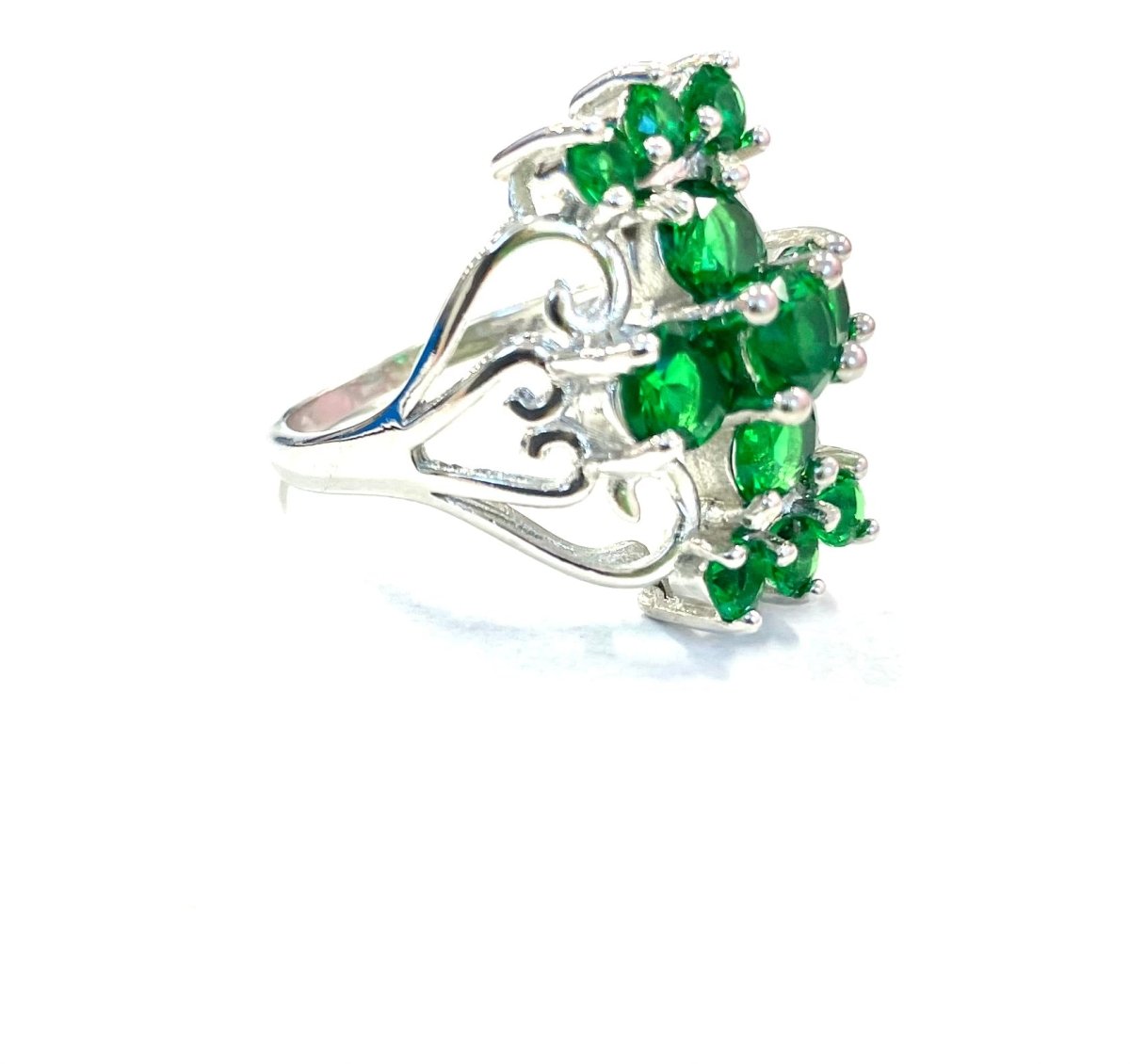 Green Emerald Ring