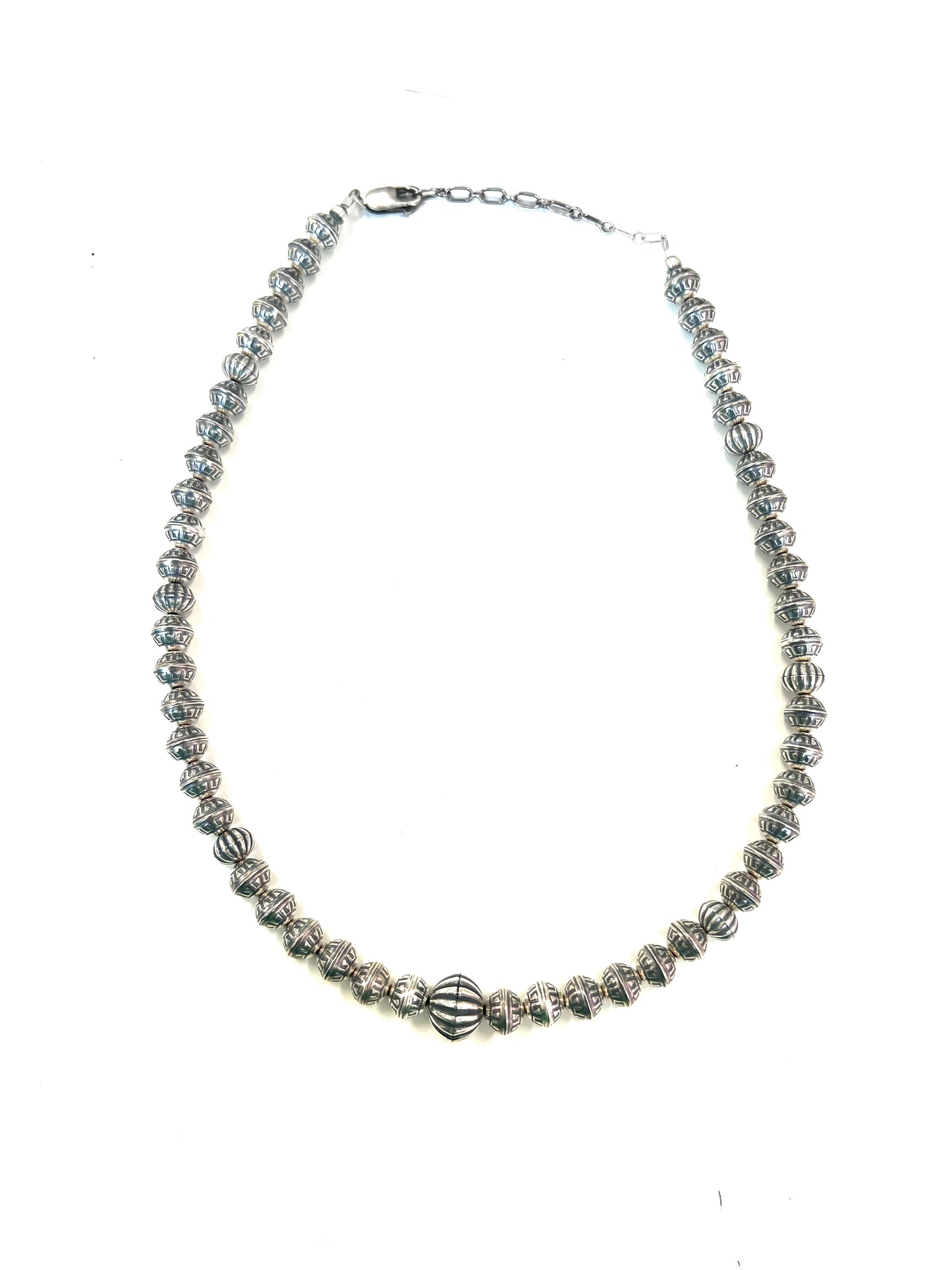 16” Sterling Pearls Embossed
