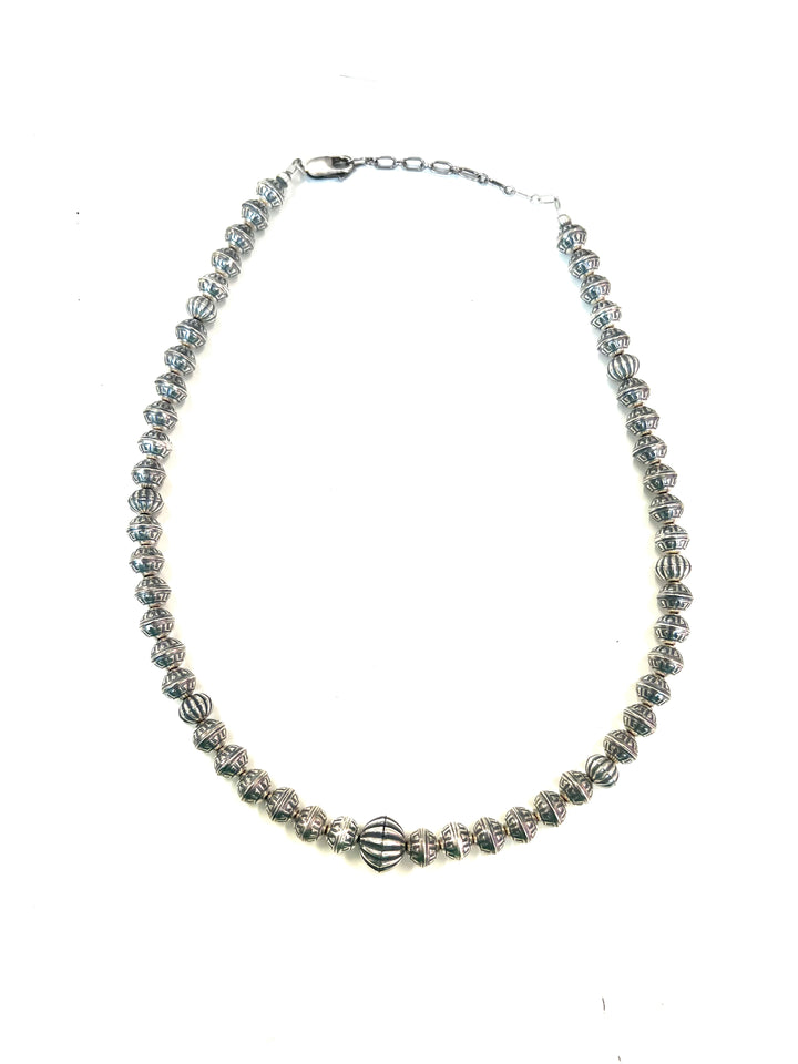 16” Sterling Pearls Embossed