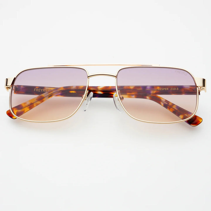 The Vesper Sunnies