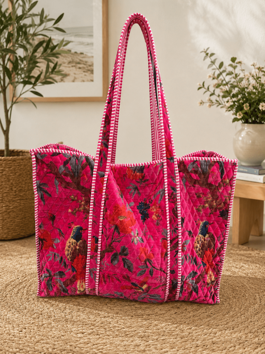 The Liza Tote in Fuchsia