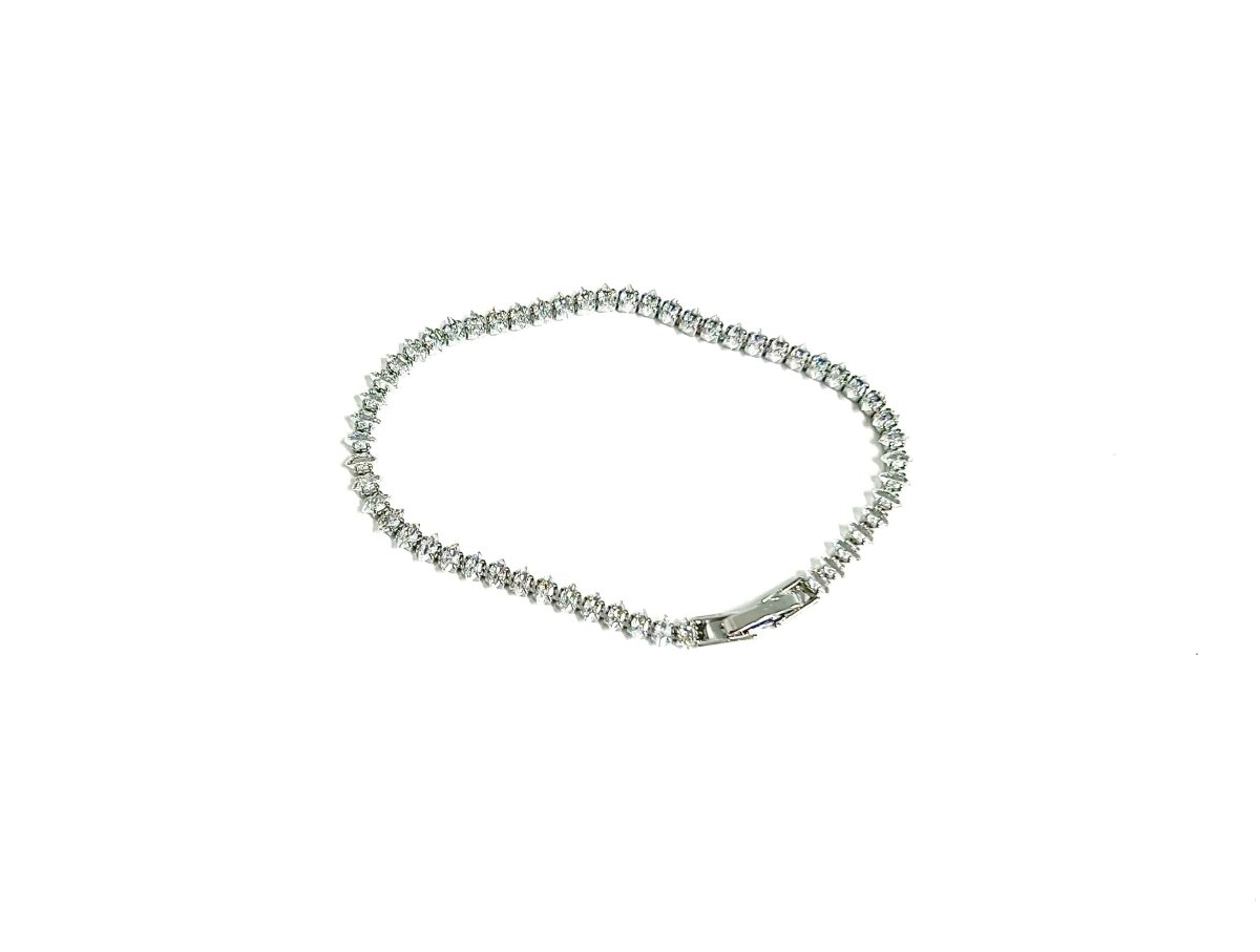 The Blinging Tennis Bracelet