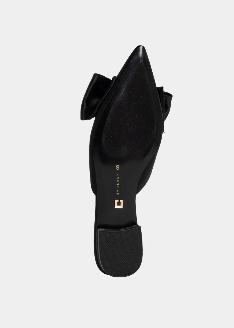 The Dorothy Slides in Black