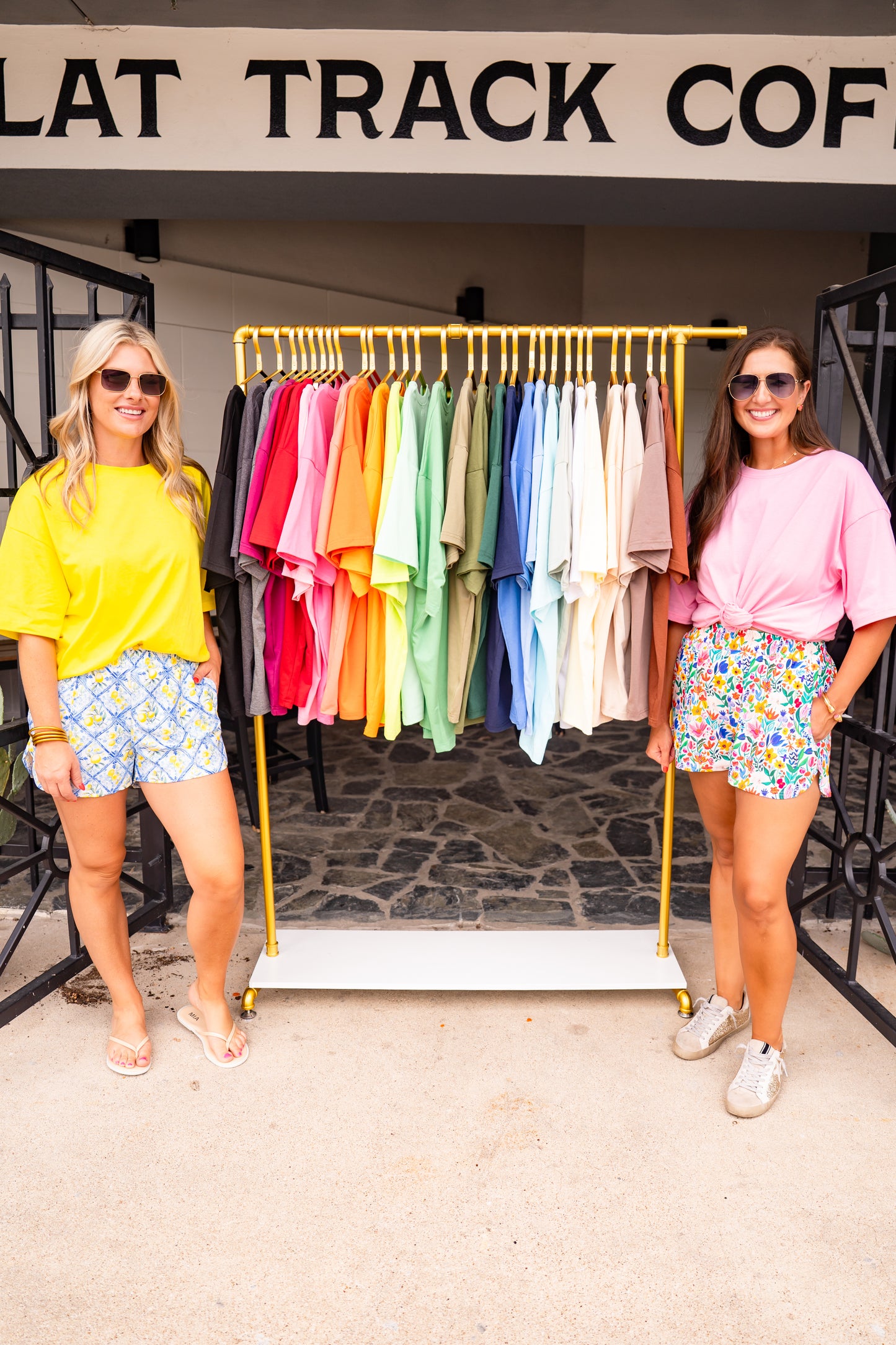 The Buckley Primo Tee-30 Colors-XL-3X