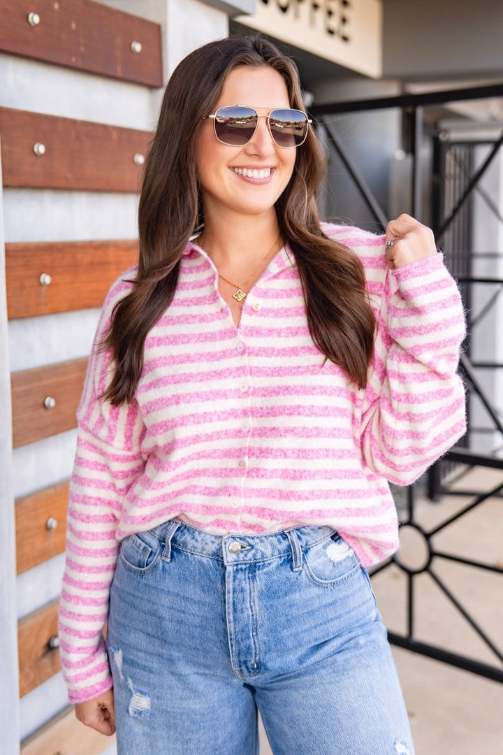 The Worth The Trip Cardigan in Medium Stripe- Lots
