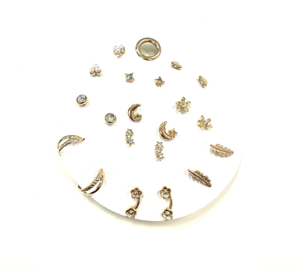 The Dainty Ten Stud Set
