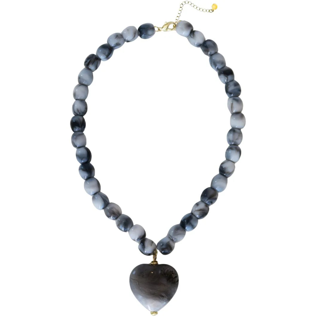 The Amour Necklace