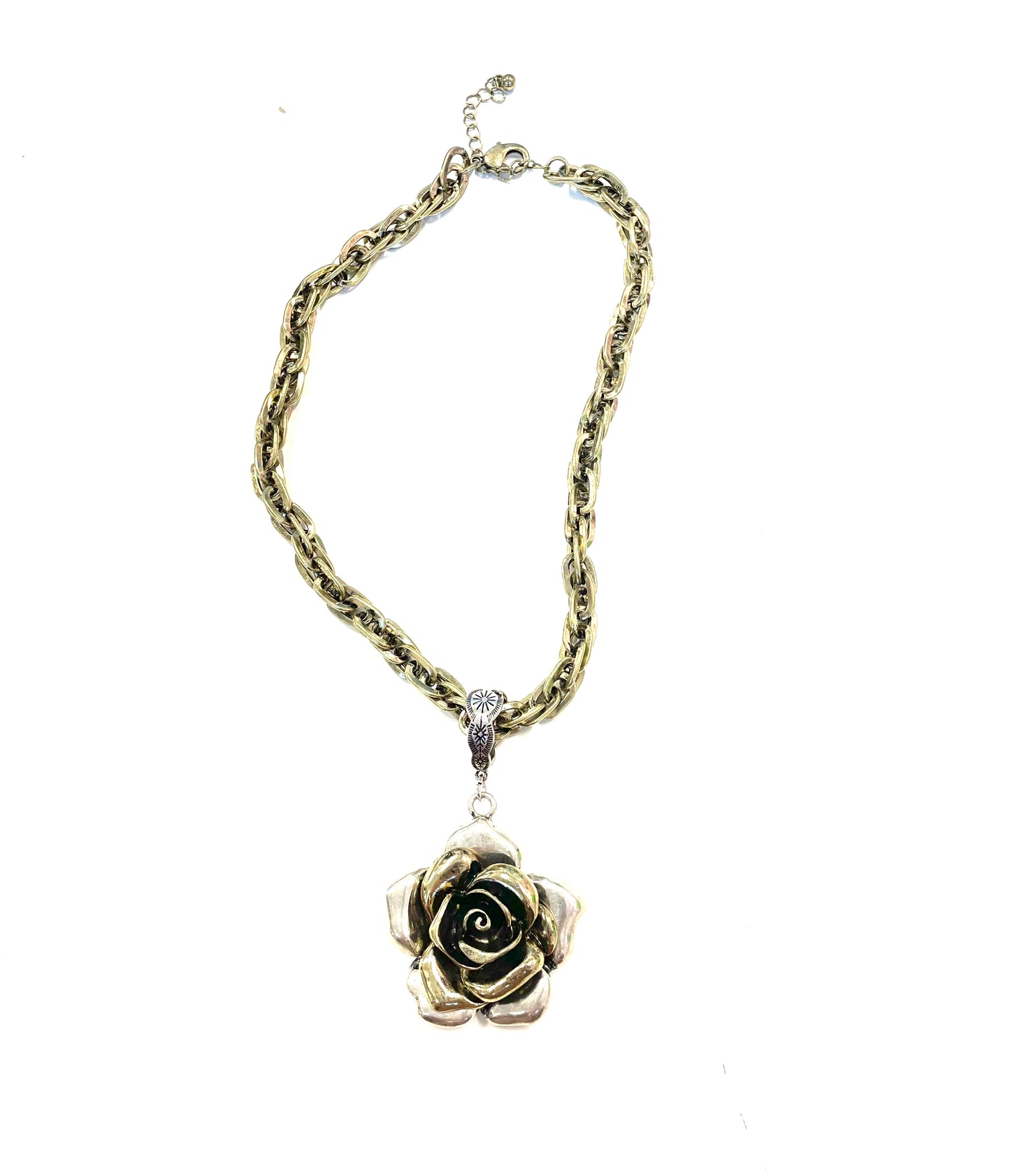 The Open Flower Necklace