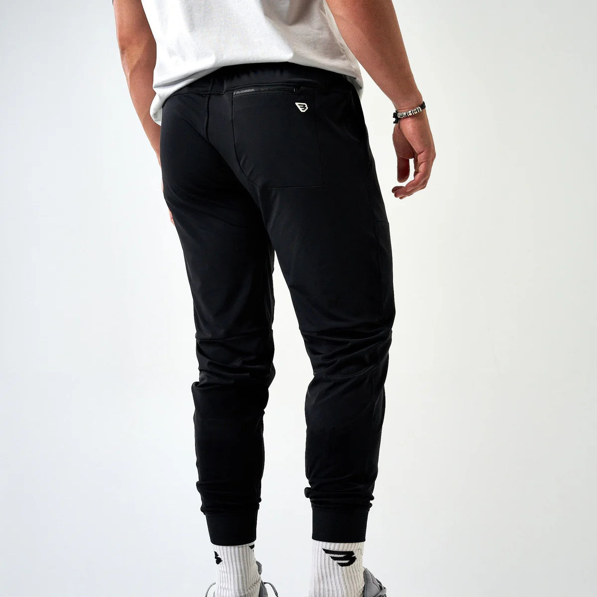 The Performance Jogger- Black