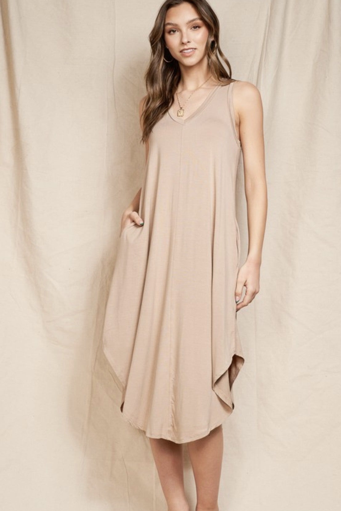 The Betsy Midi - 4 Colors