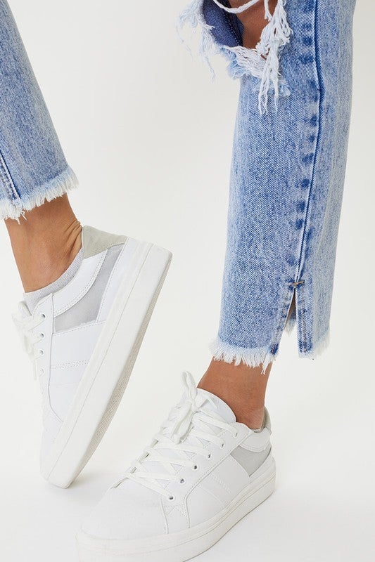 The Kelly High Rise Mom Jeans