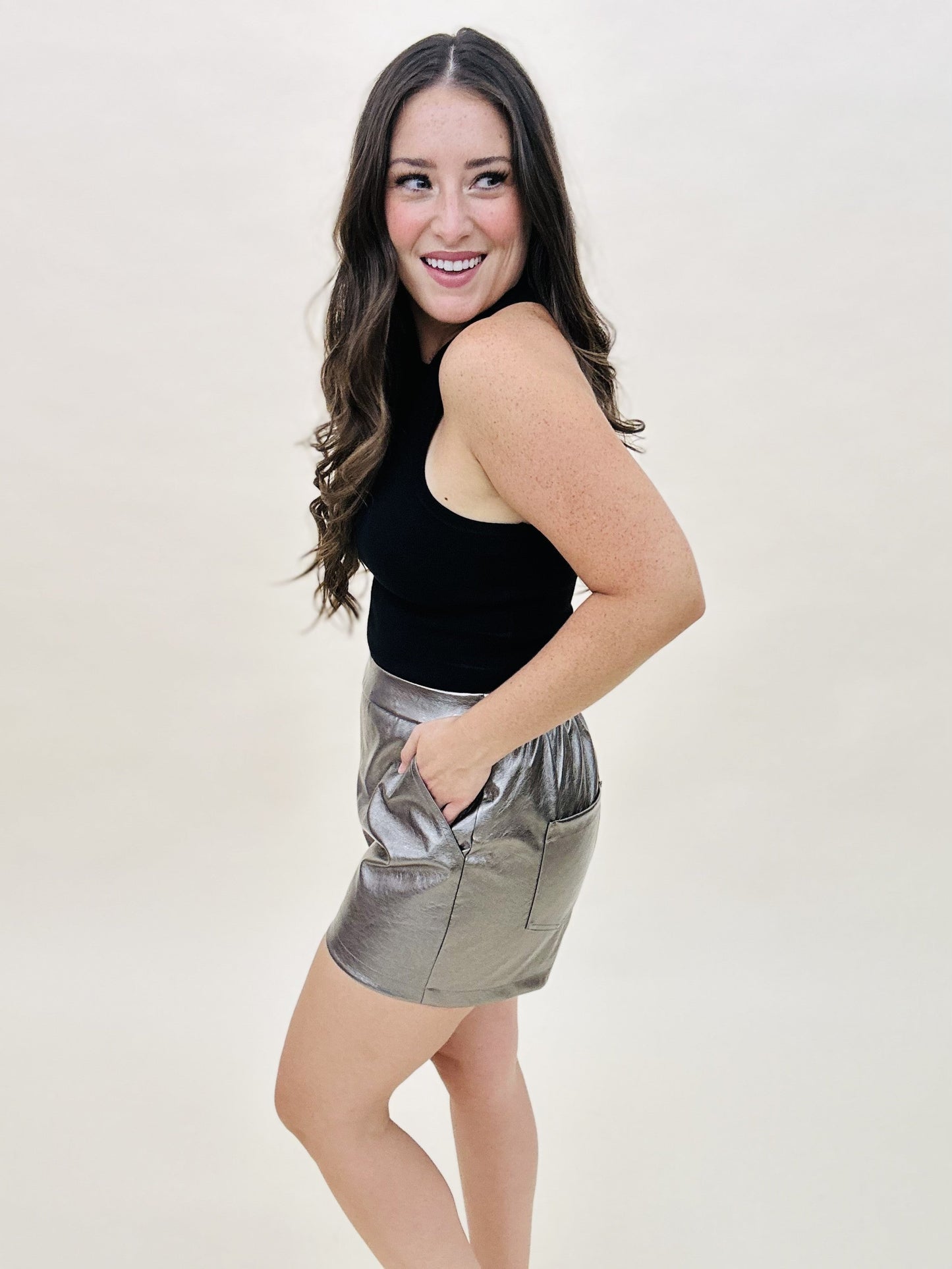 The Vince Shorts-3 Colors