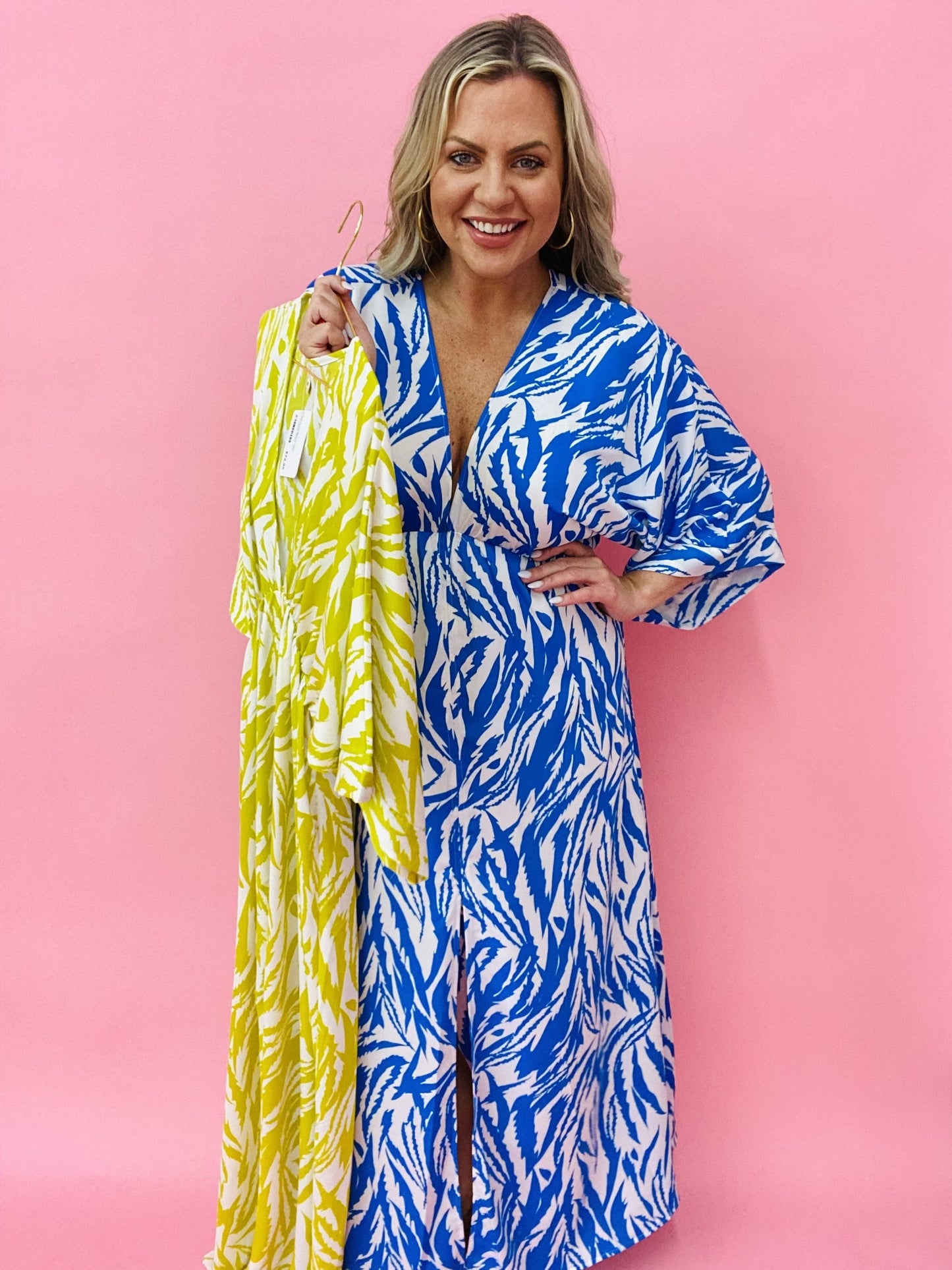 The Tyche Maxi-4 Colors