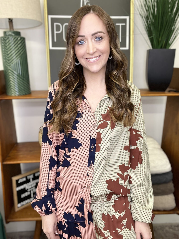 The Bucketlist Blouse in Navy Rust