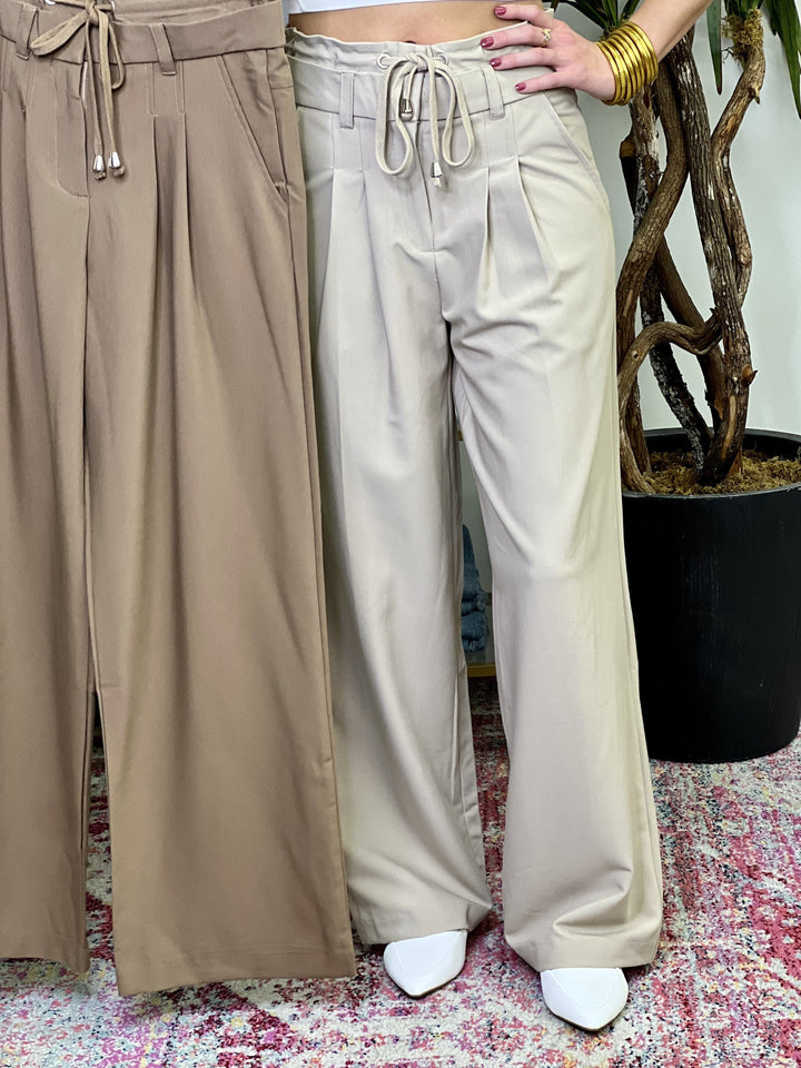 The Weekday Pants in 2 Colors/AS