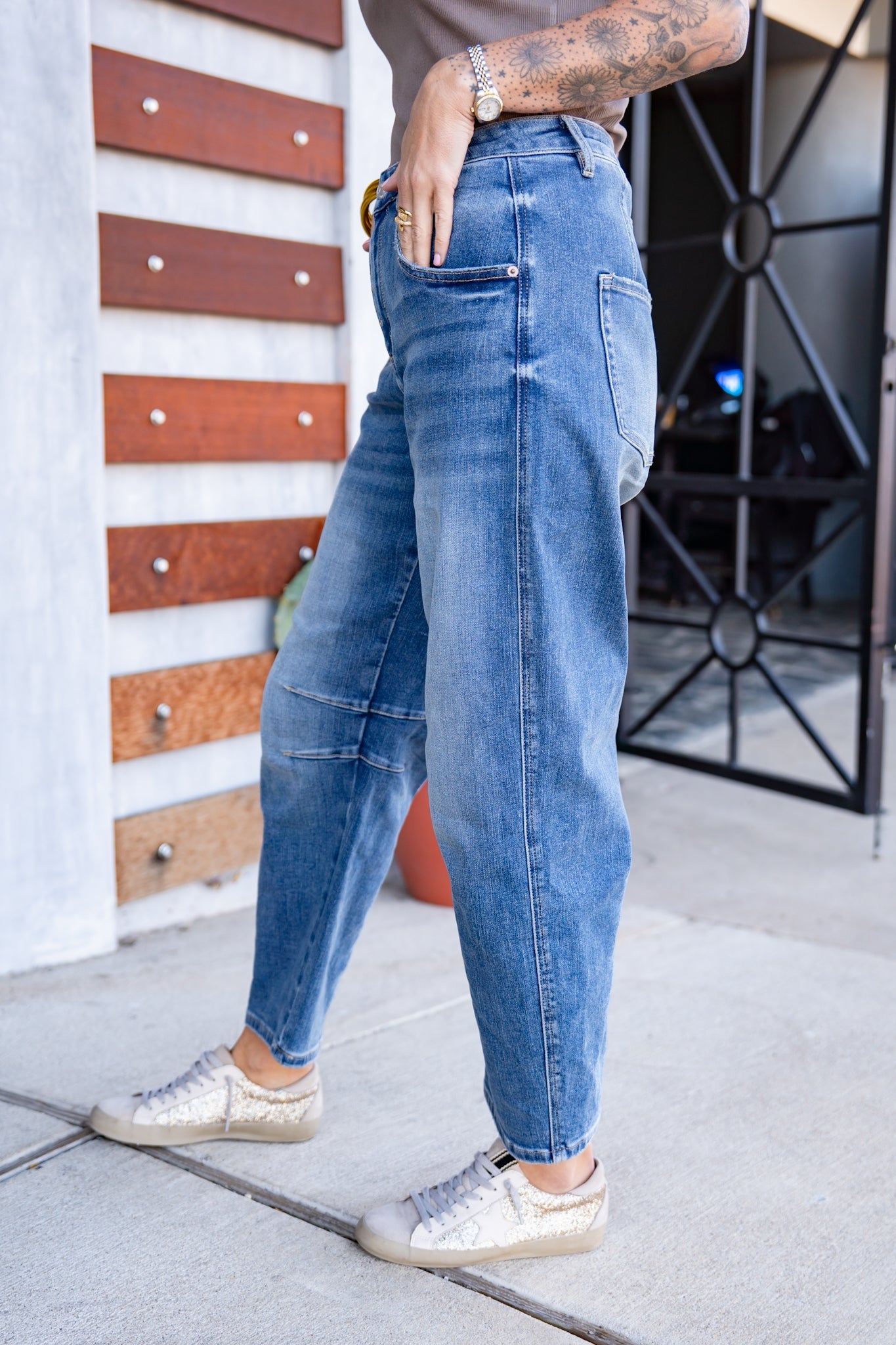 The Mica Barrel Jeans