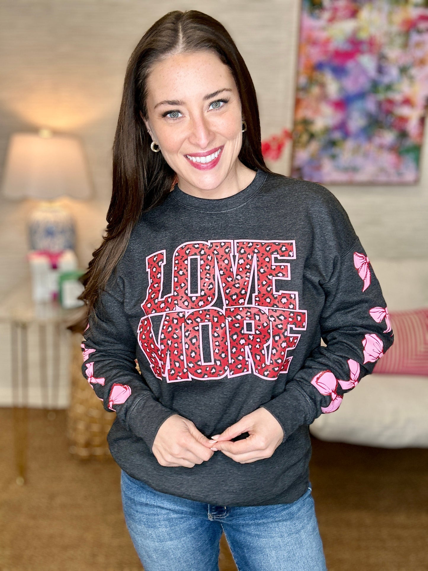 Love More Leo & Bows Pullover