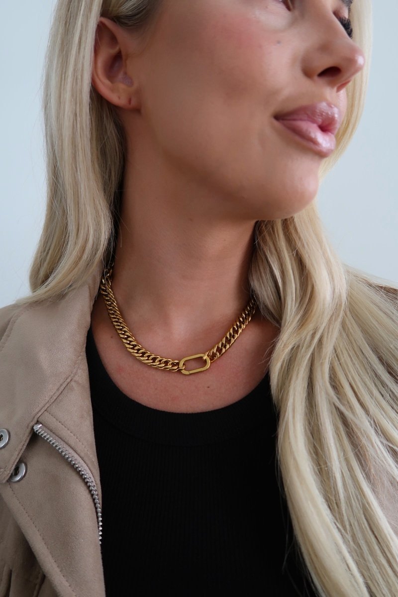 KAYLA NECKLACE