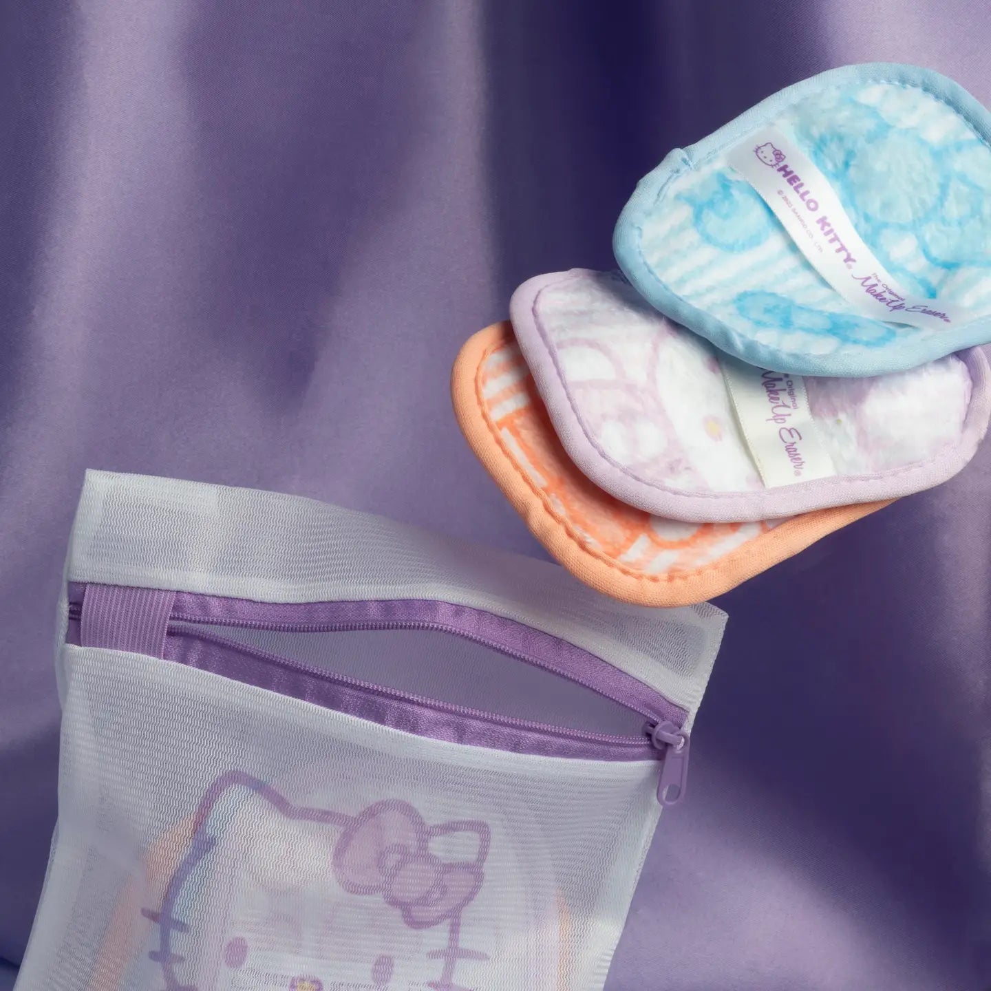 The Hello Kitty 7-Day Makeup Eraser Set