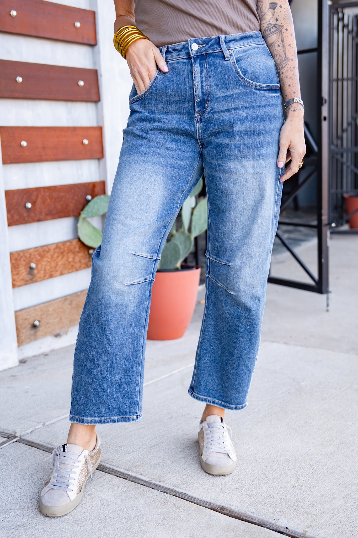 The Mica Barrel Jeans