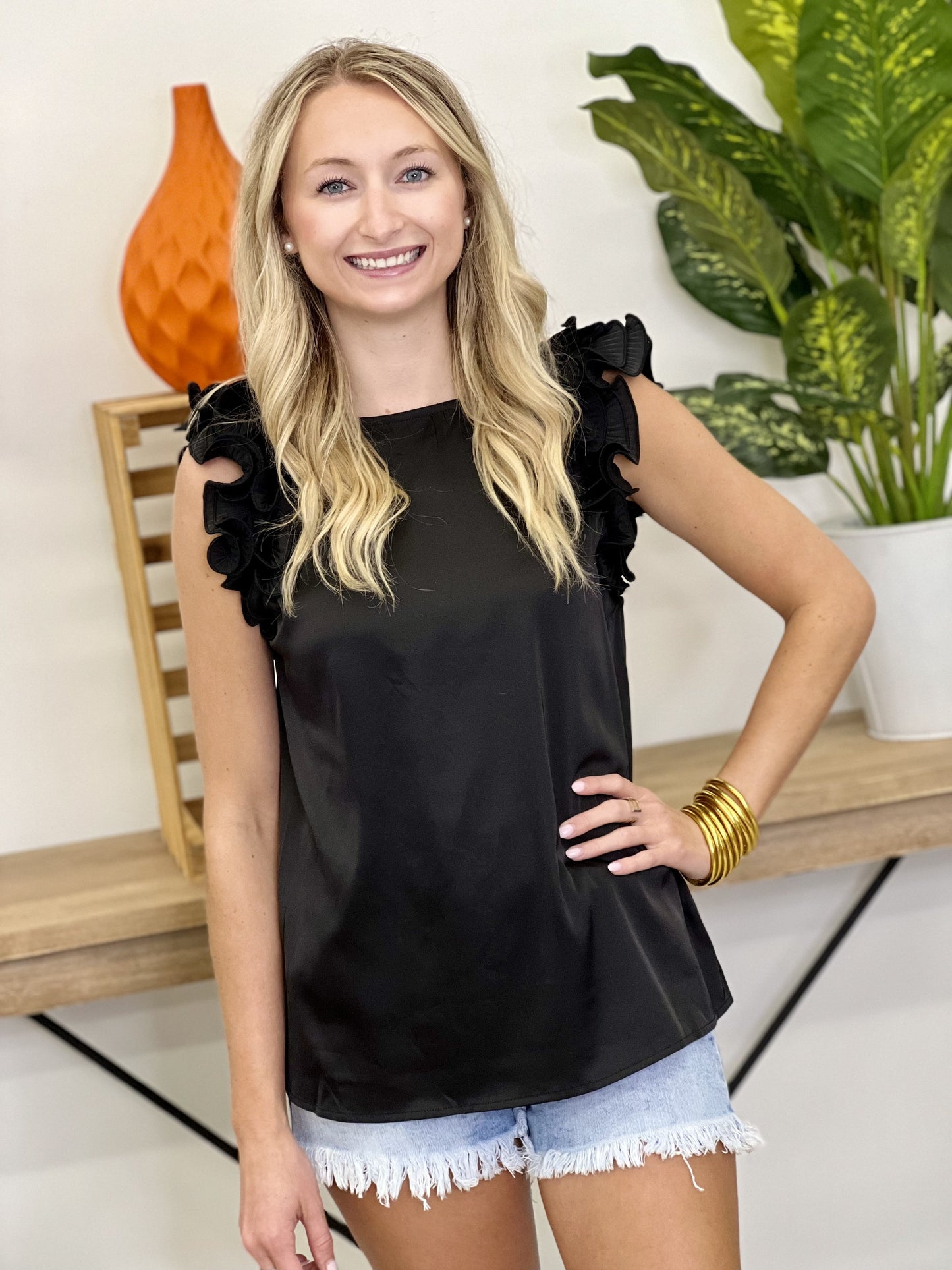 The Frills Top in 3 Colors/All Sizes