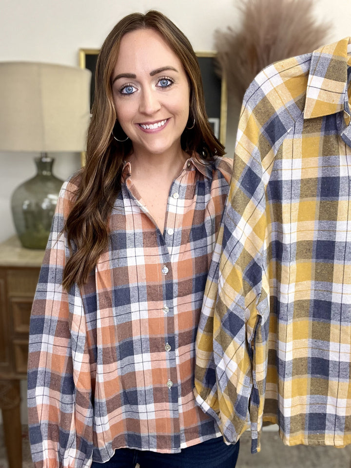 The Iowa Plaid Top-2 Colors/AS