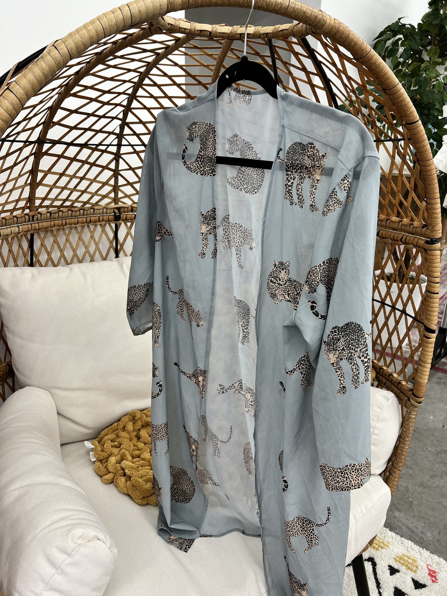 The Breezy Kimono-8 Options
