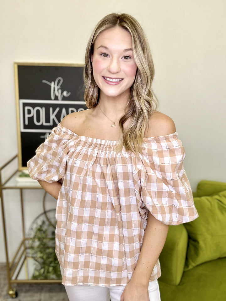 The Puffy Top in Sand